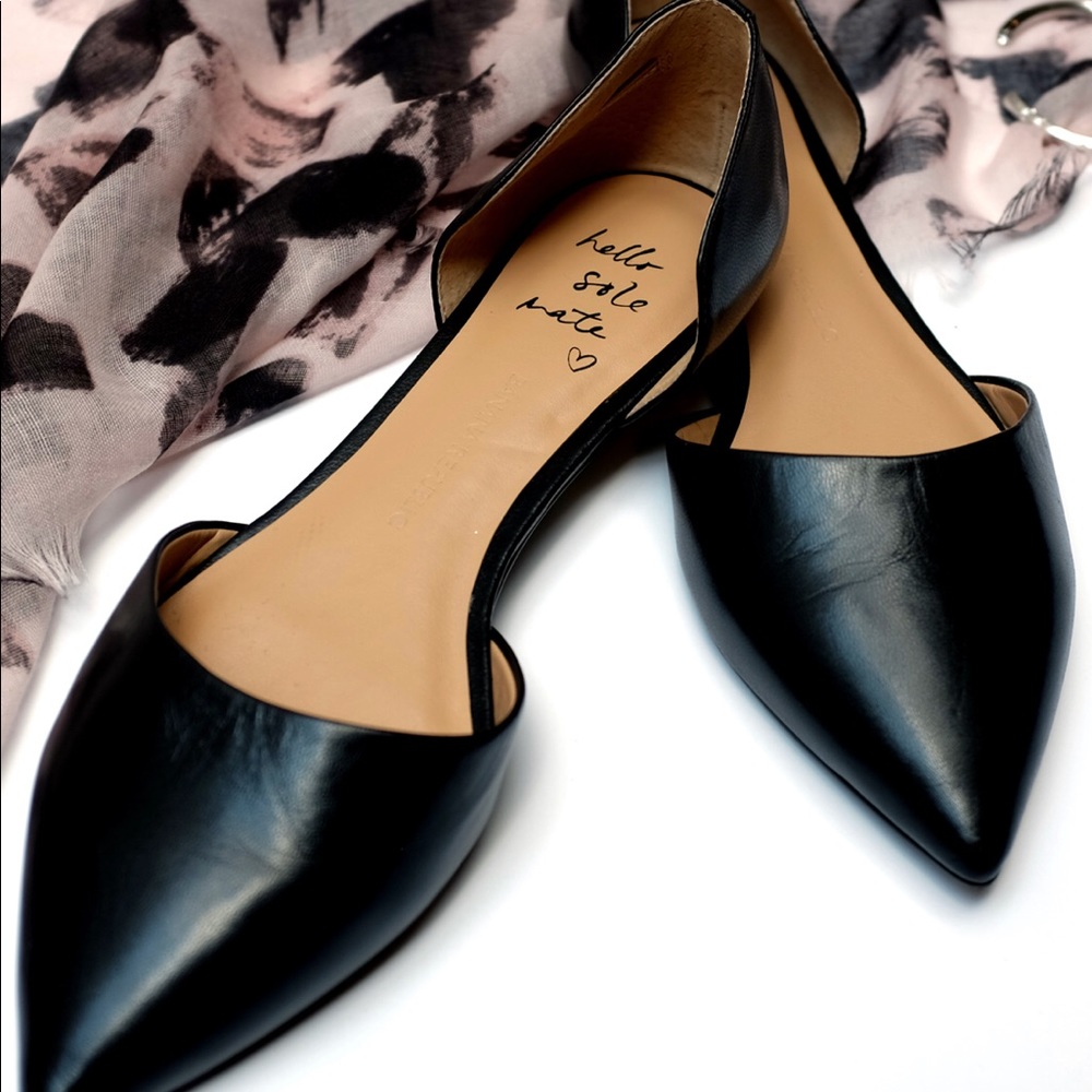 Banana Republic Black Point toe flats 7.5